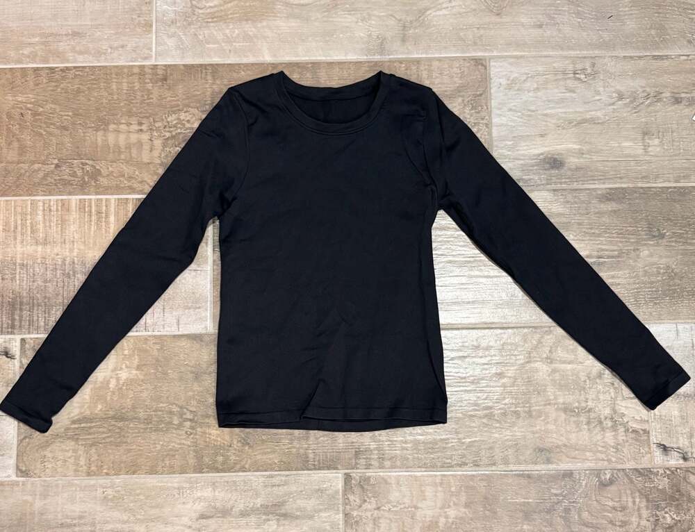 OQQ Women's Long Sleeve Seamless Workout Top Ribbed Thermal Base Layer